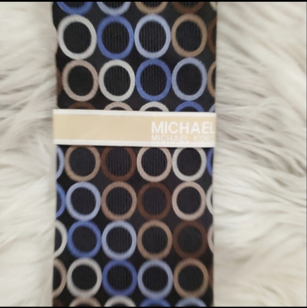 Michael kors tie - Picture 3 of 6